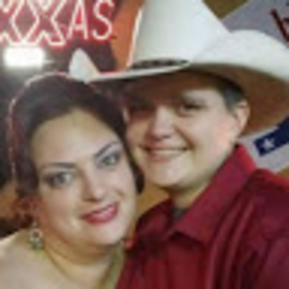 Meet your Posher, Elizabeth - Picture 1 of 1